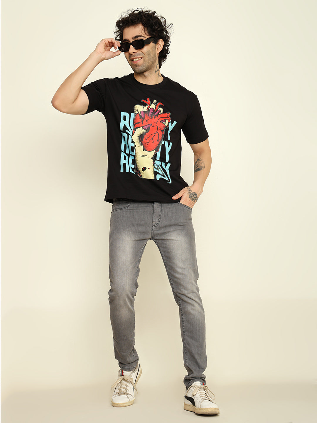 Foxie Red Heart Printed Oversized T-shirt | Black